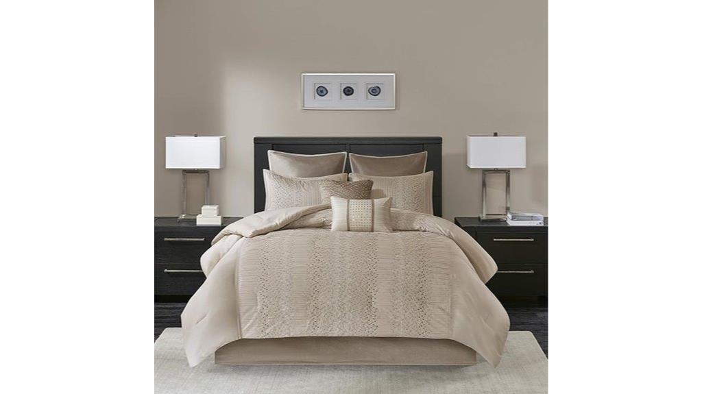 15 Best Luxury Bedding Sets for King-Size Beds That Combine Elegance and Comfort 7 king sized camellia bedding